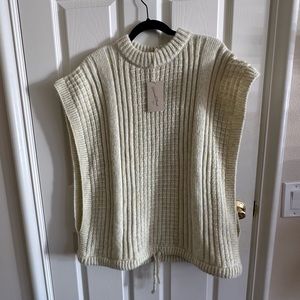 NWT Universal Thread OSFA Sweater